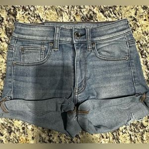 American Eagle denim shorts..hi- rise shortie. Size 00